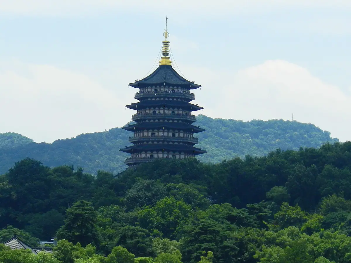 资料图：显示雷峰塔外观